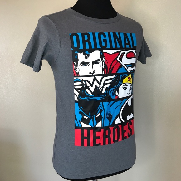 DC Comics Grey “Original Heroes" Tee M - Picture 2 of 6